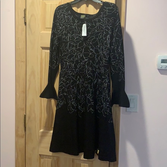 Dress Barn Dresses & Skirts - Dress Barn Black Patterned Sweater Dress